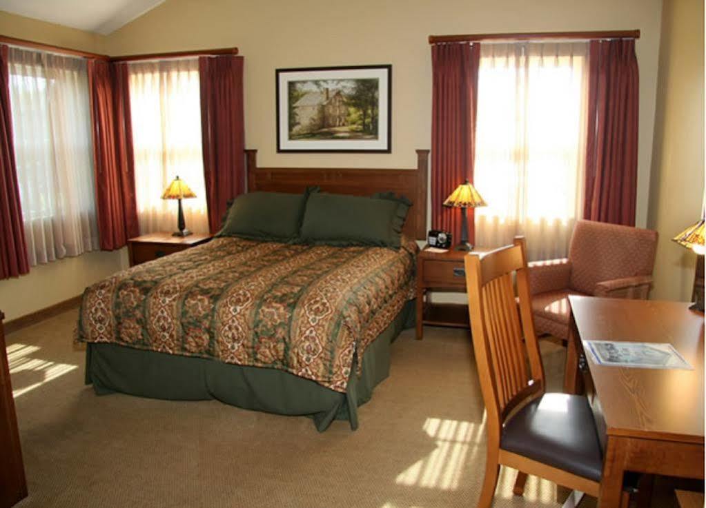 The Red Mill Inn Baldwinsville Esterno foto
